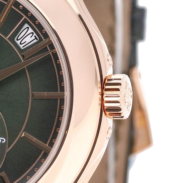 Patek Philippe Complications 5205R-011